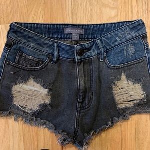 SOLD. Kendall&Kylie High Rise Shorts